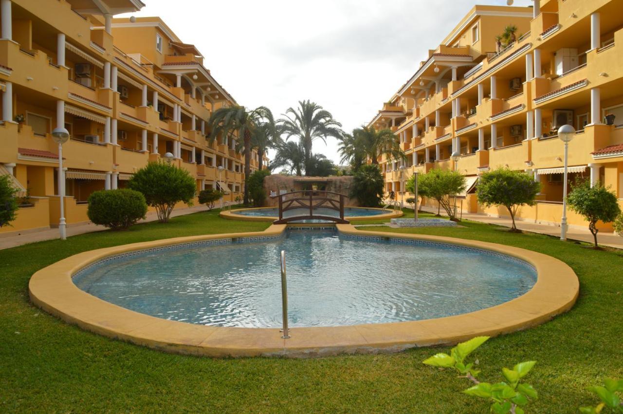Apartamento En Cascadas De La Marina Denia Exteriör bild